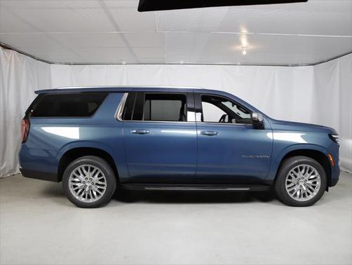 2025 Chevrolet Suburban Premier