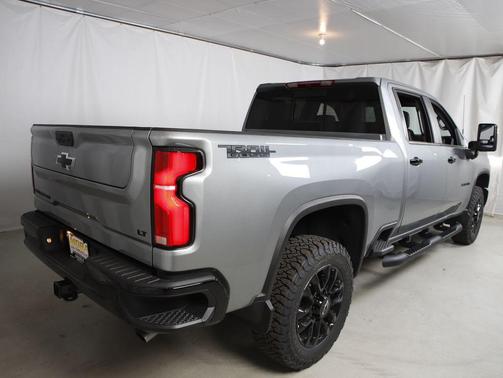 Sterling Gray Metallic 2026 Chevrolet Silverado 3500 LT