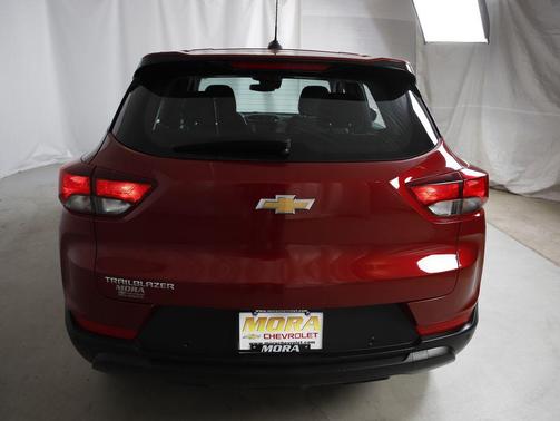 Scarlet Red Metallic 2021 Chevrolet Trailblazer LS