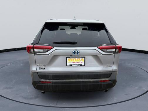 2022 Toyota RAV4 Hybrid LE