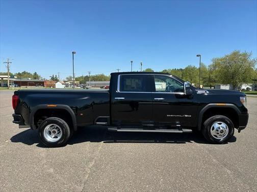 2022 GMC Sierra 3500 Denali