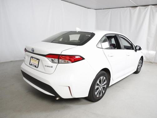 2022 Toyota Corolla Hybrid LE