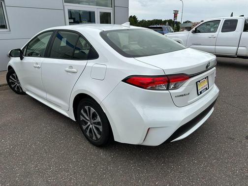 2022 Toyota Corolla Hybrid LE