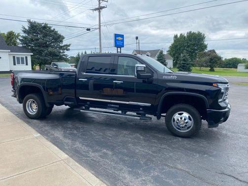 2024 Chevrolet Silverado 3500 High Country