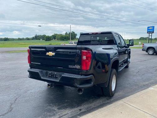 2024 Chevrolet Silverado 3500 High Country