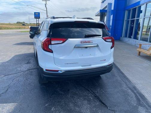2023 GMC Terrain AWD AT4