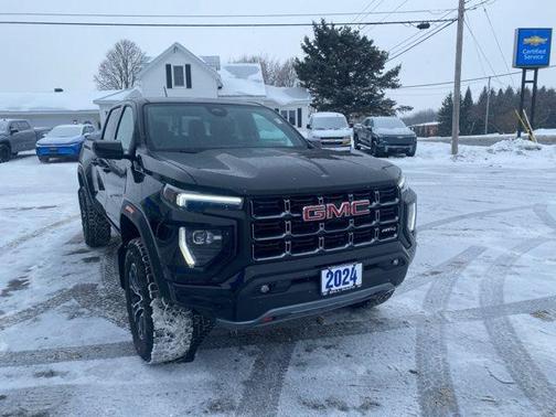 2024 GMC Canyon AT4