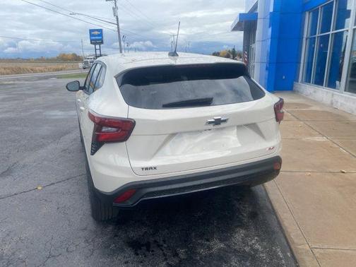2026 Chevrolet Trax FWD 1RS