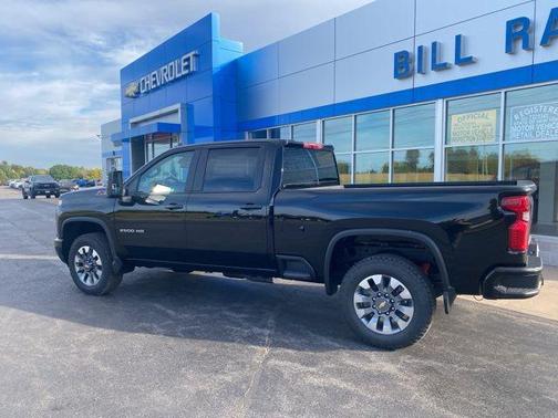 2025 Chevrolet Silverado 2500 Custom
