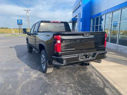 2025 Chevrolet Silverado 2500 Custom