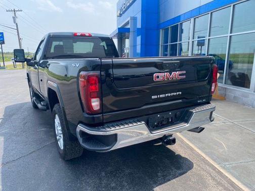 2024 GMC Sierra 2500 SLE