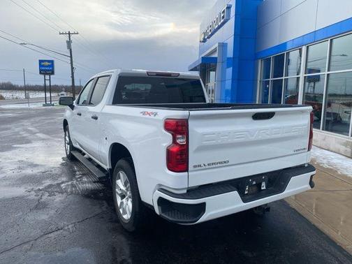 2023 Chevrolet Silverado 1500 Custom