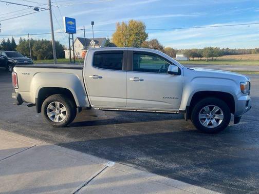 2017 GMC Canyon SLE