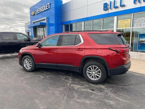 2023 Chevrolet Traverse LT Leather