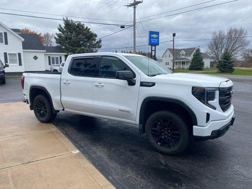 2022 GMC Sierra 1500 Elevation