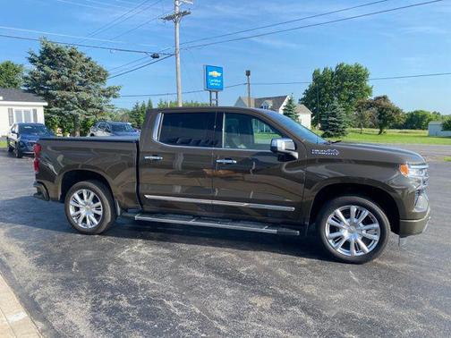 2023 Chevrolet Silverado 1500 High Country