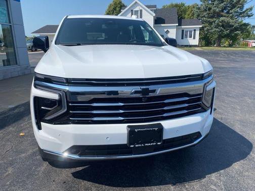 2025 Chevrolet Suburban LT