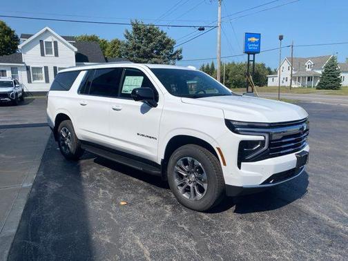 2025 Chevrolet Suburban LT