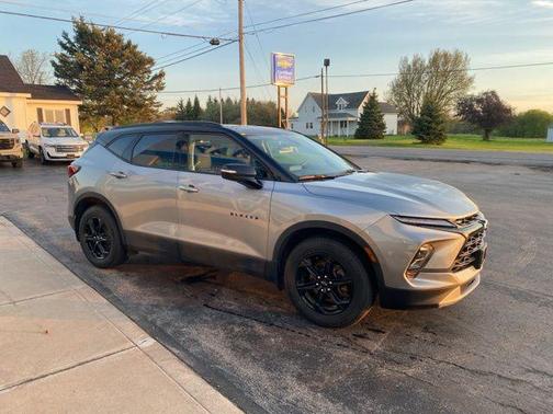 Sterling Gray Metallic 2023 Chevrolet Blazer 3LT