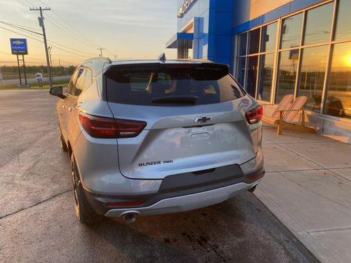 Sterling Gray Metallic 2023 Chevrolet Blazer 3LT