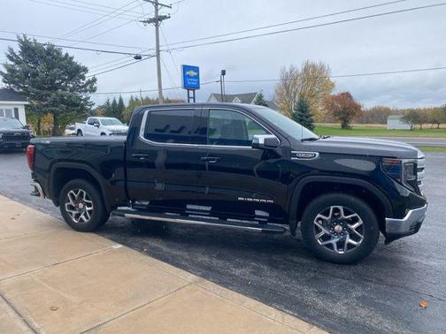 2023 GMC Sierra 1500 SLE