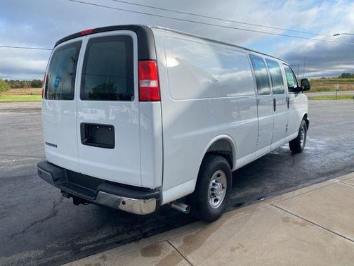 2025 Chevrolet Express 3500 RWD 3500 Extended Wheelbase WT