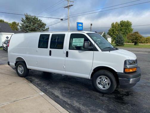2025 Chevrolet Express 3500 RWD 3500 Extended Wheelbase WT