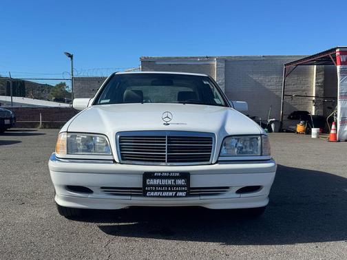 2000 Mercedes-Benz C-Class Base