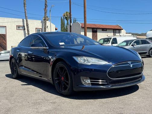 Blue Metallic 2013 Tesla Model S
