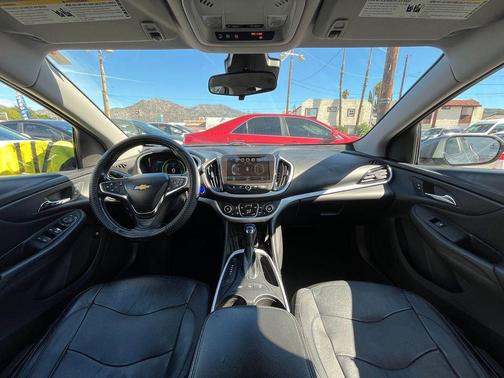 2018 Chevrolet Volt LT