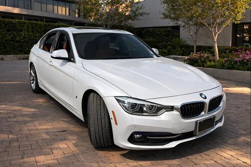 2017 BMW 330e iPerformance