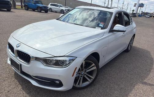 2017 BMW 330e iPerformance