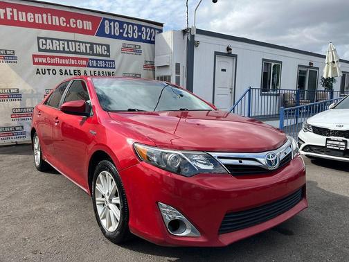 2012 Toyota Camry Hybrid XLE
