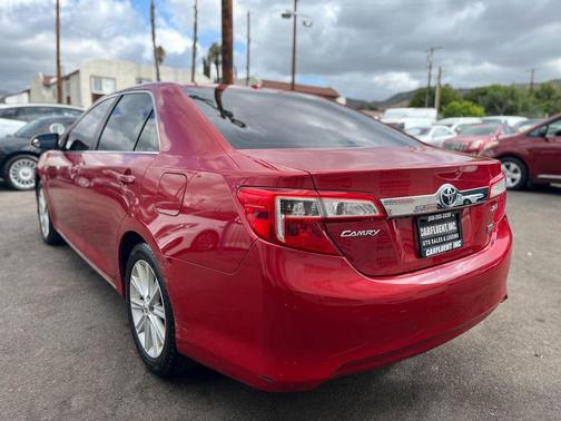 2012 Toyota Camry Hybrid XLE