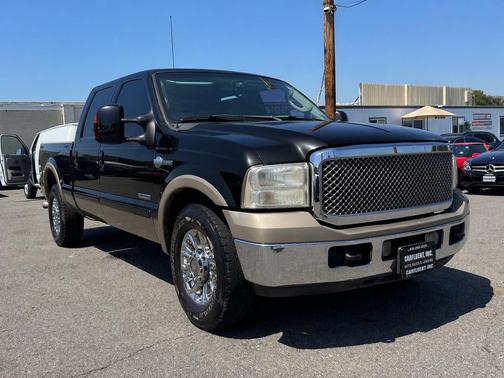 Dark Green Satin Clearcoat Metallic 2006 Ford F-250 Lariat