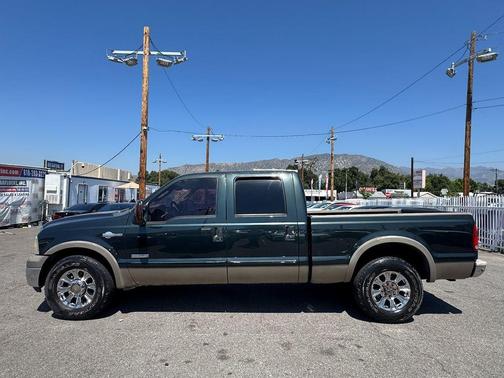 Dark Green Satin Clearcoat Metallic 2006 Ford F-250 Lariat