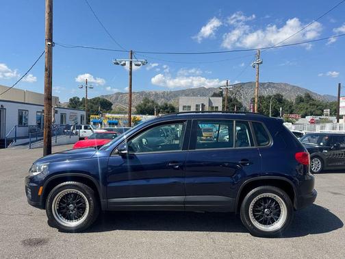 Night Blue Metallic 2016 Volkswagen Tiguan S