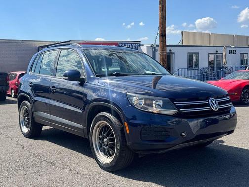 Night Blue Metallic 2016 Volkswagen Tiguan S