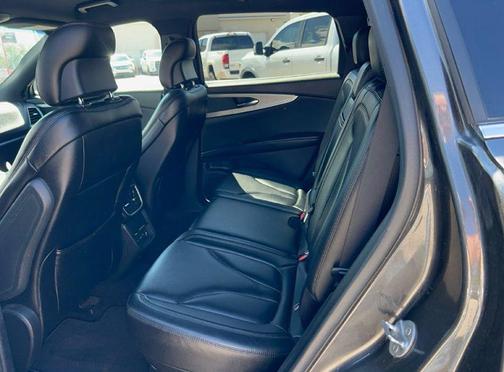 2019 Lincoln Nautilus Standard