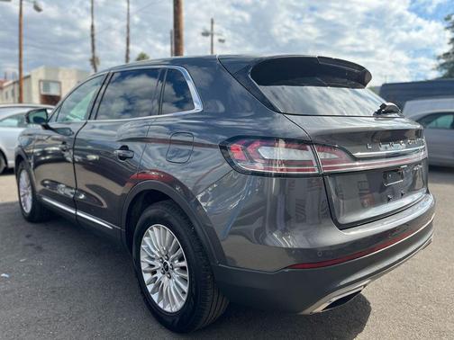 2019 Lincoln Nautilus Standard