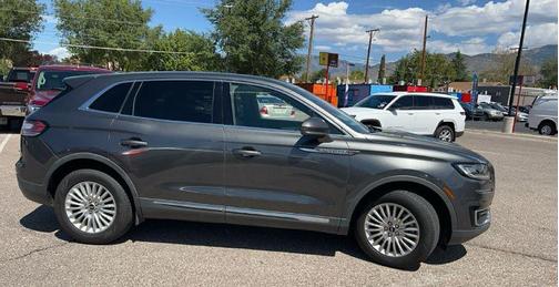 2019 Lincoln Nautilus Standard