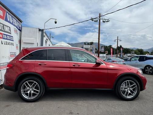 2016 Mercedes-Benz GLC 300 Base