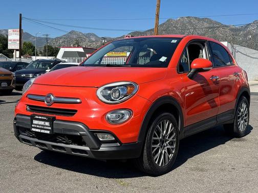 Nero Cinema (Black Clear Coat) 2016 FIAT 500X Trekking
