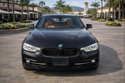 2018 BMW 330 xDrive