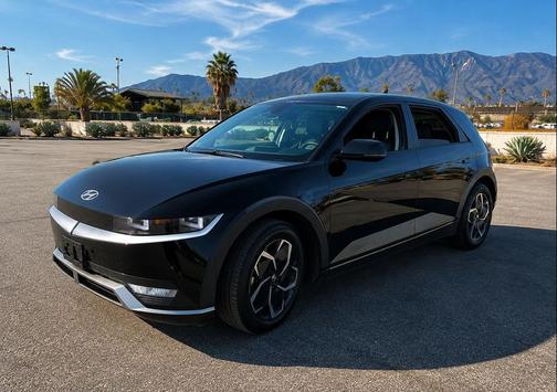 Phantom Black 2022 Hyundai IONIQ 5 SE