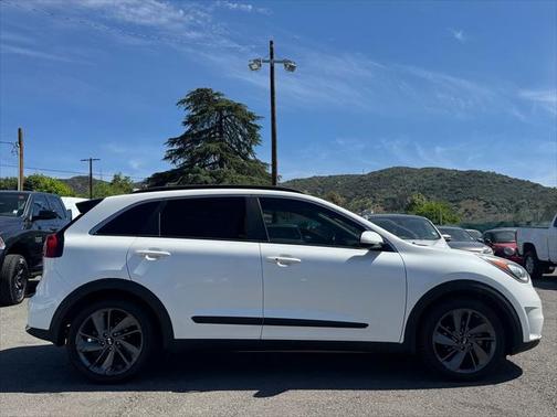 2017 Kia Niro Touring