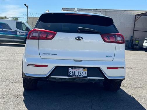 2017 Kia Niro Touring