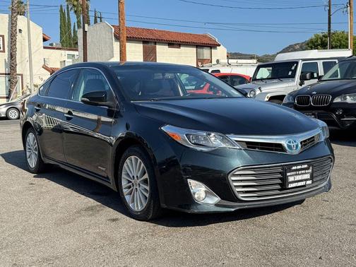 Black 2015 Toyota Avalon Hybrid XLE Touring