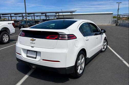 Summit White 2014 Chevrolet Volt Base