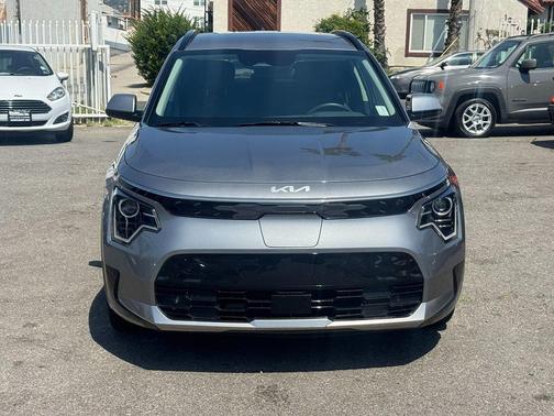 Steel Gray 2024 Kia Niro EV Wind